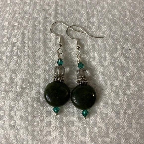 Handcrafted Moss Agate and Serpentine Bracelet and Earring Set - Picture 4 of 7